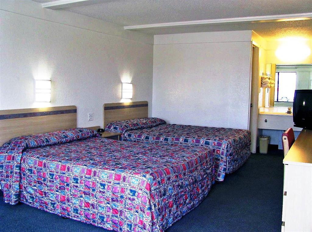 Motel 6 Kalamazoo Room photo