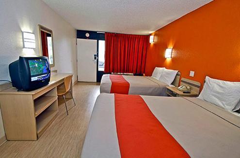 Motel 6 Kalamazoo Room photo